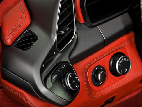 Used 2013 Ferrari 458 Italia Coupe RWD image 22