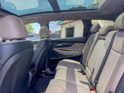 Used 2022 Hyundai Santa Fe SEL w/ Convenience + Premium Package FWD image 6
