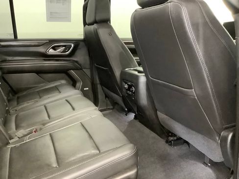 Used 2021 Chevrolet Tahoe Z71 w/ Z71 Signature Package AWD/4WD image 39