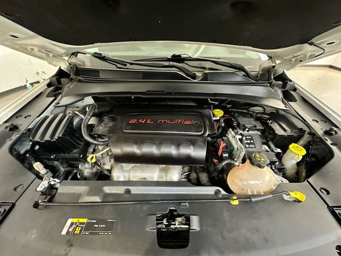 Used 2018 Jeep Compass Limited image 33