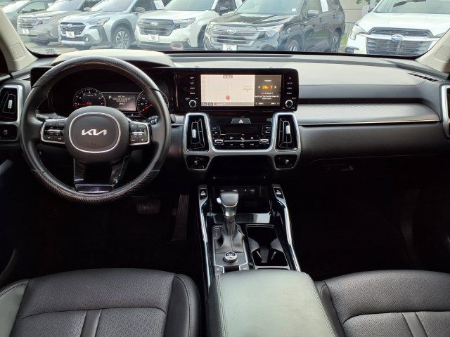 Used 2022 Kia Sorento SX FWD image 5