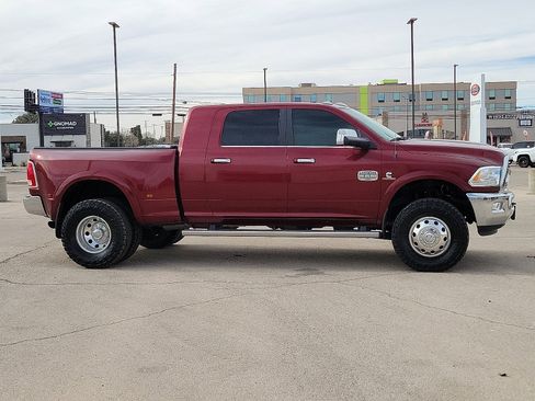 Used 2018 RAM 3500 Laramie Longhorn image 5