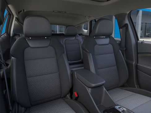 New 2026 Chevrolet Trax LT w/ Sunroof Package FWD image 19
