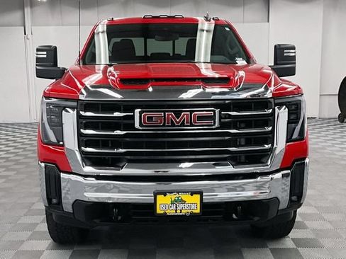 Used 2025 GMC Sierra 2500 SLE w/ SLE Value Package; AWD/4WD image 4