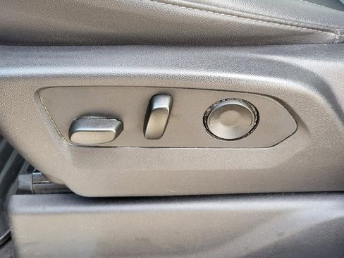 Certified 2024 Chevrolet Silverado 1500 LTZ AWD/4WD image 17