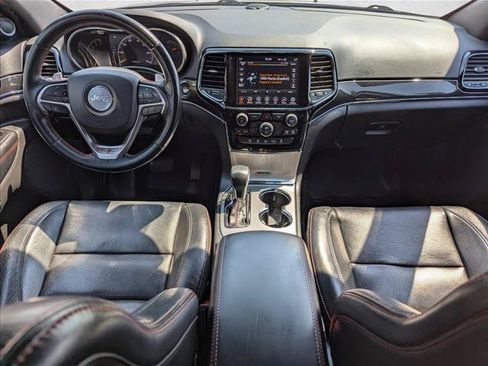 Used 2020 Jeep Grand Cherokee Trailhawk w/ Trailhawk Luxury Group AWD/4WD image 18