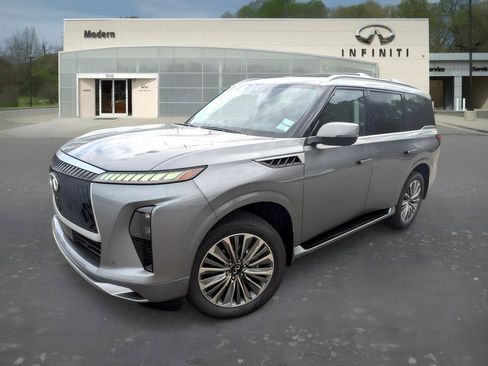 Certified 2026 INFINITI QX80 Luxe AWD/4WD image 1
