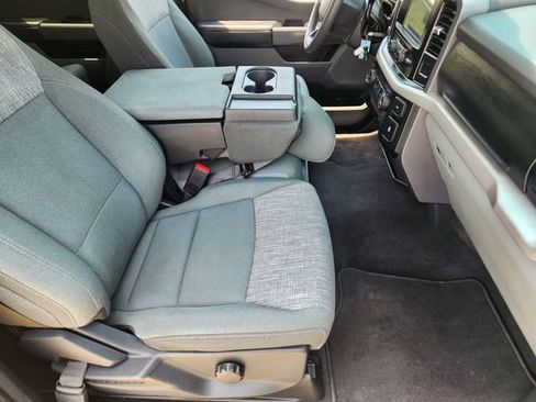 Used 2023 Ford F150 XLT AWD/4WD image 15