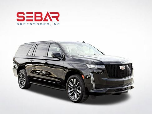 Used 2023 Cadillac Escalade ESV Sport image 7