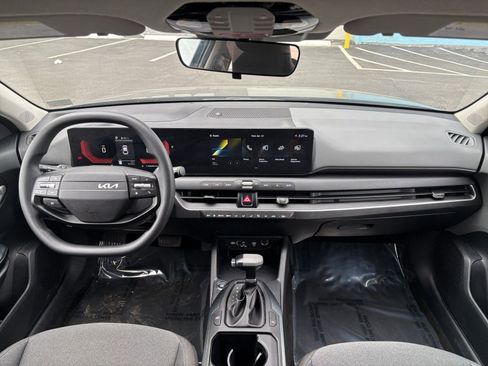 Used 2025 Kia K4 FWD image 34