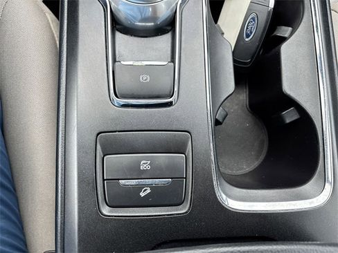 Used 2018 Ford Fusion S image 28