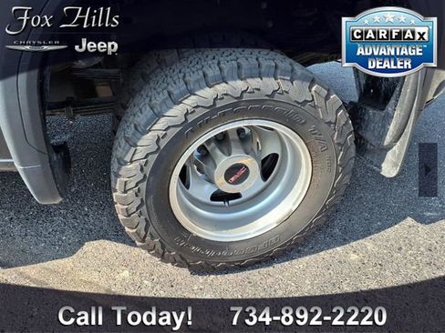 Used 2023 GMC Sierra 3500 Denali w/ Denali Ultimate Package image 5