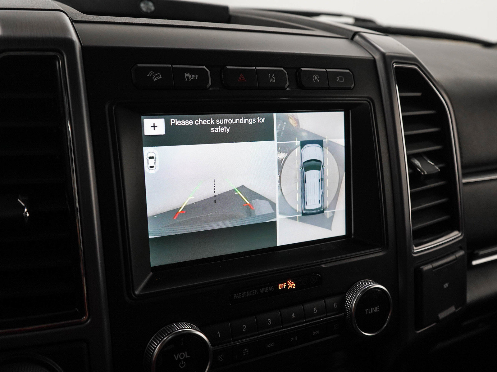 Used 2019 Ford Expedition Platinum AWD/4WD image 22