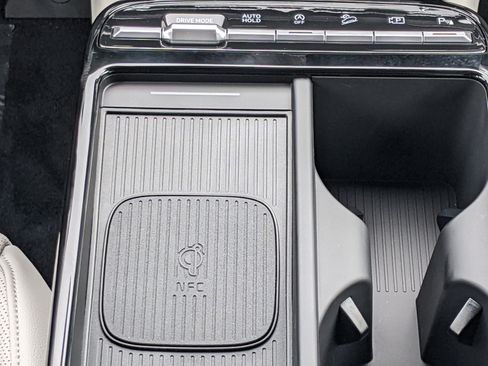 New 2026 Hyundai Tucson Limited image 18