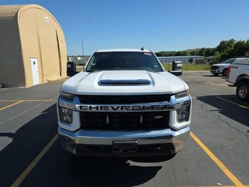 Used 2020 Chevrolet Silverado 2500 LT AWD/4WD image 6