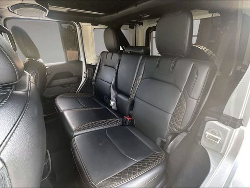 Used 2023 Jeep Wrangler Unlimited Sahara AWD/4WD image 21