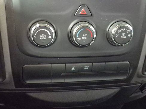 Used 2016 RAM 1500 4x4 Crew Cab w/ Chrome Appearance Group image 18