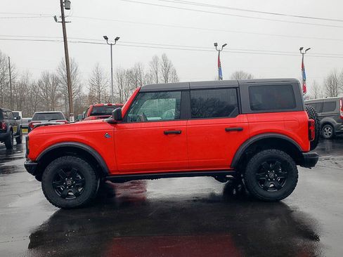 Used 2023 Ford Bronco Black Diamond image 8