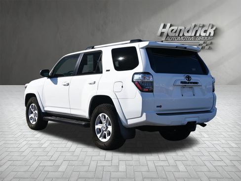 Used 2020 Toyota 4Runner SR5 image 8