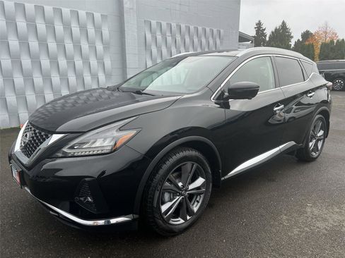 Used 2023 Nissan Murano Platinum image 2