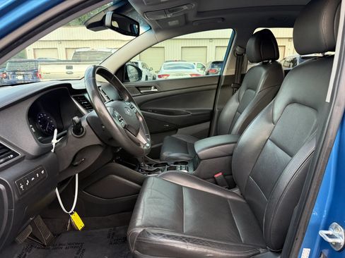 Used 2017 Hyundai Tucson Limited w/ Limited Ultimate Package 03 FWD image 2