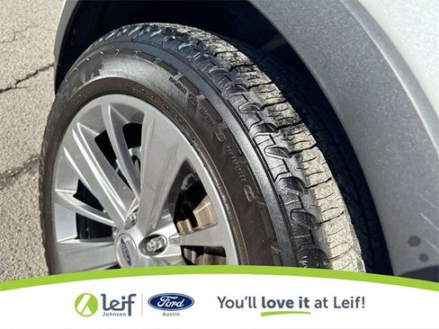 Used 2018 Ford Explorer Limited image 39