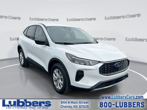 Used 2026 Ford Escape Active w/ Cold Weather Package AWD/4WD image 1