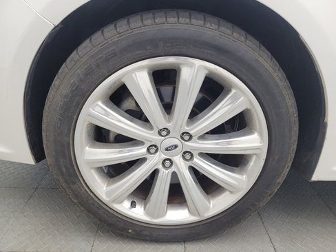 Used 2014 Ford Flex Limited w/ Equipment Group 301A FWD image 31