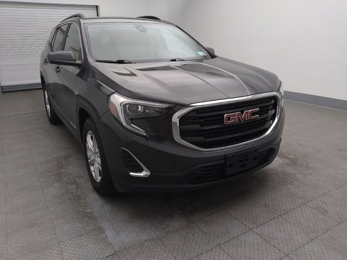 Used 2021 GMC Terrain SLE w/ Driver Convenience Package image 13