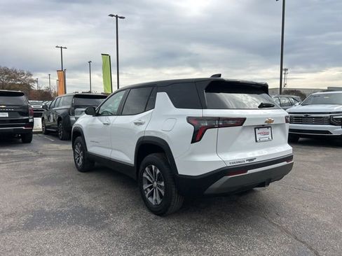 New 2026 Chevrolet Equinox LT image 5