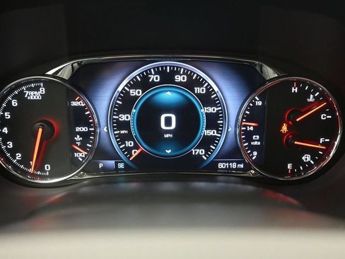 Used 2018 GMC Acadia Denali w/ Technology Package AWD/4WD image 10