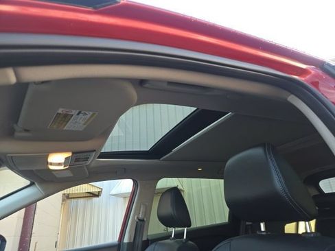 Used 2024 Nissan Rogue Platinum AWD/4WD image 18