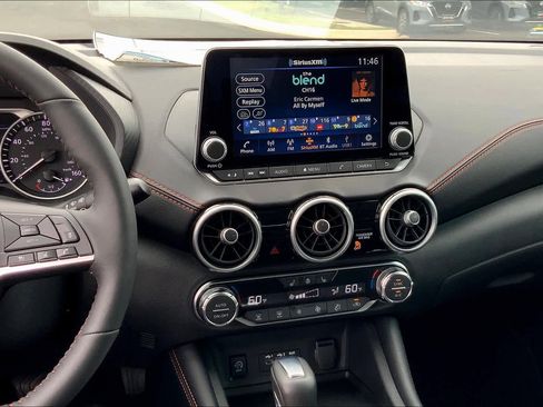 Used 2024 Nissan Sentra SR w/ SR Premium Package image 6