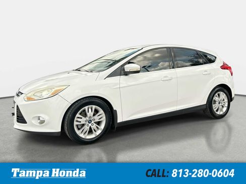 Used 2012 Ford Focus SEL FWD image 1