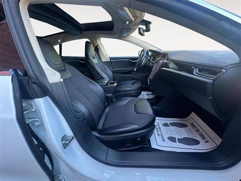 Used 2013 Tesla Model S Long Range image 15
