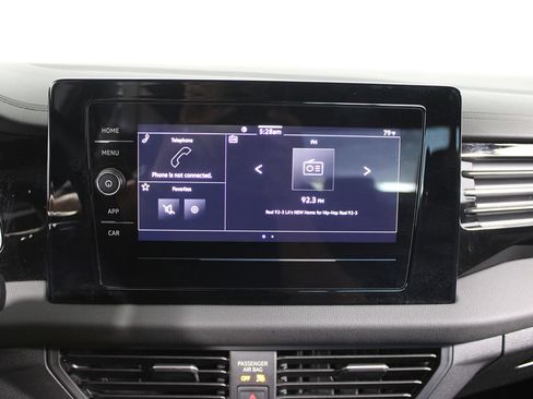 Used 2025 Volkswagen Jetta Sport FWD image 16