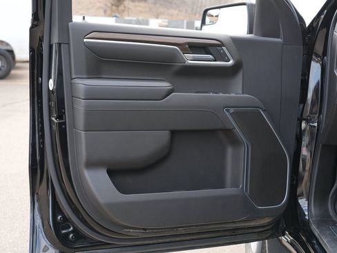 Used 2022 Chevrolet Silverado 1500 RST AWD/4WD image 14