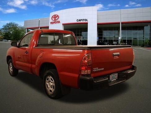 Used 2014 Toyota Tacoma 2WD Regular Cab image 4
