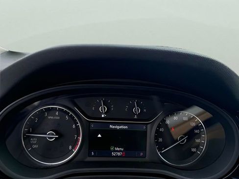 Used 2018 Buick Regal Essence w/ Driver Confidence Package #1 image 12