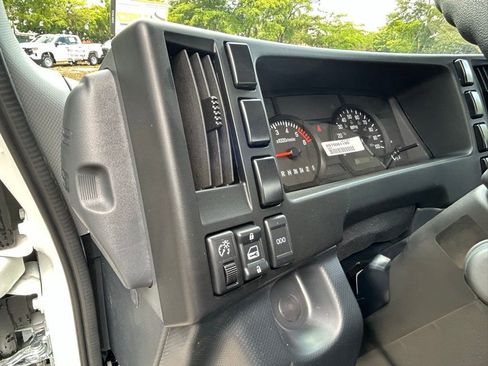 New 2024 Chevrolet Low Cab Forward image 29