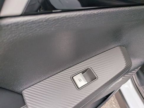 New 2026 Mitsubishi Outlander SE image 26