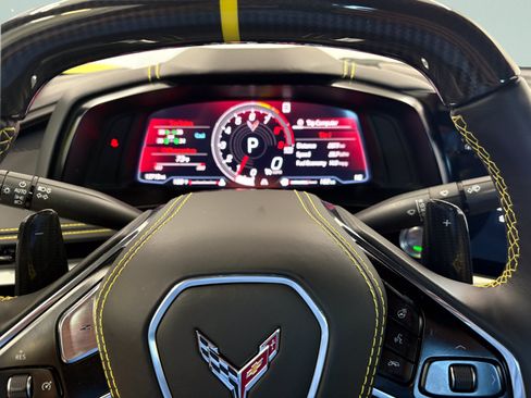 Used 2023 Chevrolet Corvette Z06 w/ Z07 Performance Package RWD image 30
