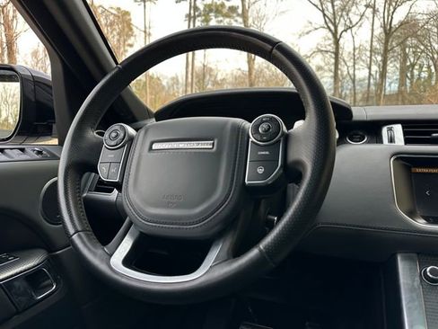 Used 2017 Land Rover Range Rover Sport HSE Dynamic image 20
