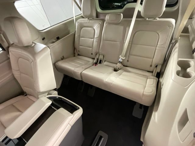 Used 2021 Lincoln Navigator L Reserve w/ Luxury Package AWD/4WD image 20
