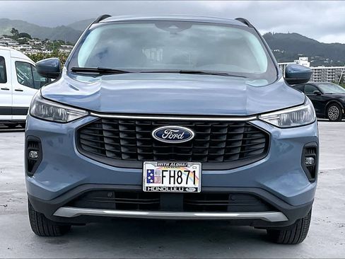Used 2025 Ford Escape SE FWD image 6