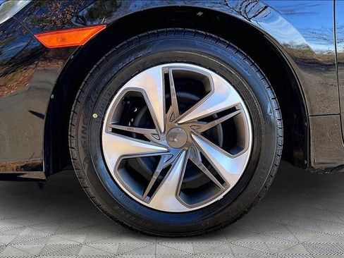 Used 2019 Honda Civic LX image 23