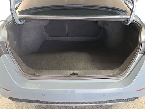 Used 2024 Nissan Sentra SV image 24