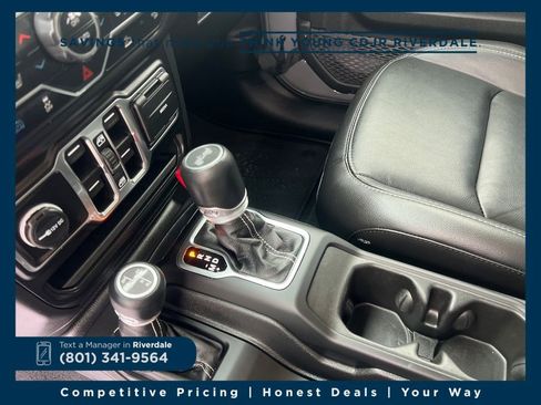 Used 2023 Jeep Wrangler Unlimited Sahara w/ Cold Weather Group image 23