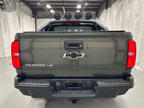 Used 2017 Chevrolet Colorado ZR2 w/ LPO, Premium Interior Package AWD/4WD image 6