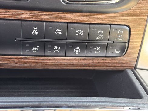 Used 2018 RAM 2500 Laramie w/ Convenience Group image 13